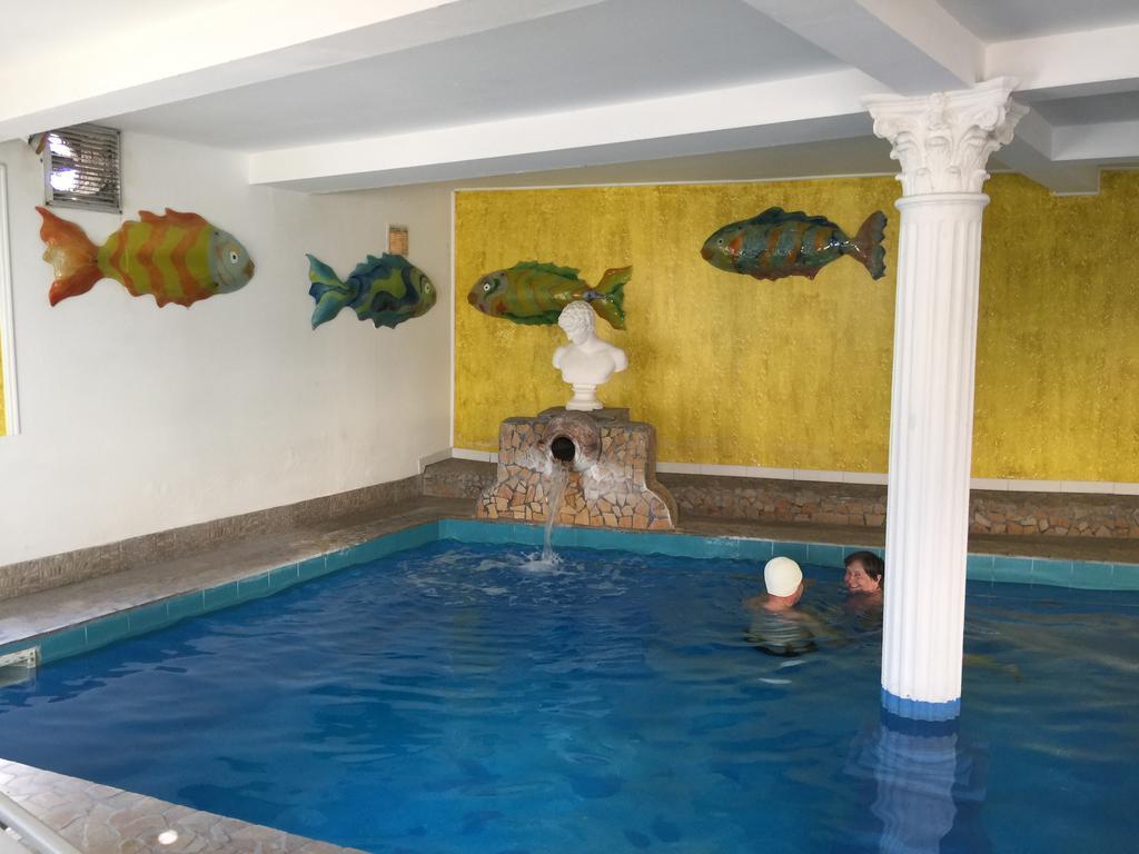 Hotel Villa Al Parco Форио Экстерьер фото