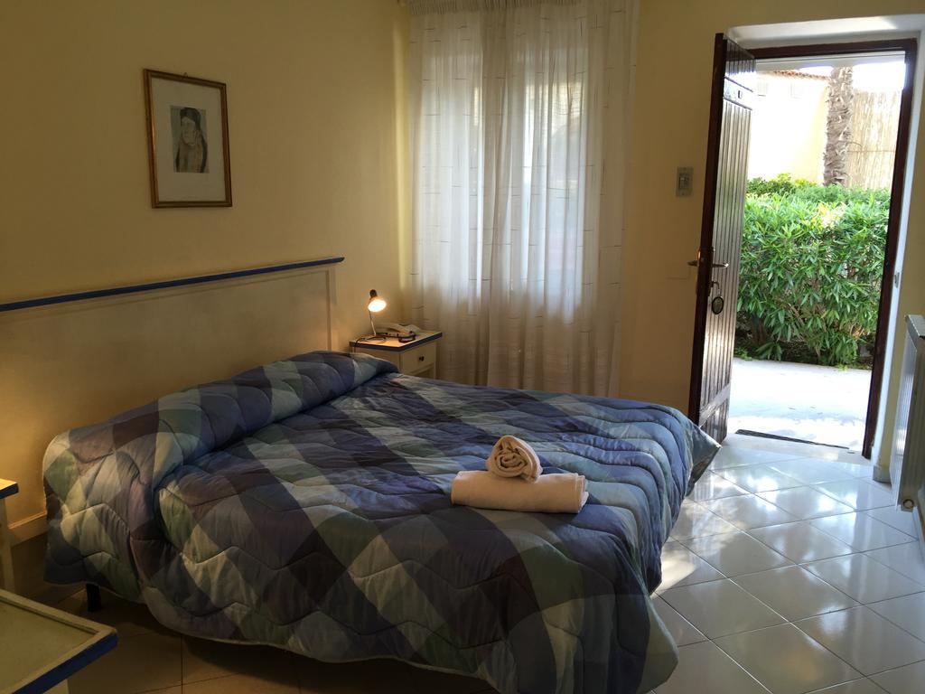 Hotel Villa Al Parco Форио Экстерьер фото